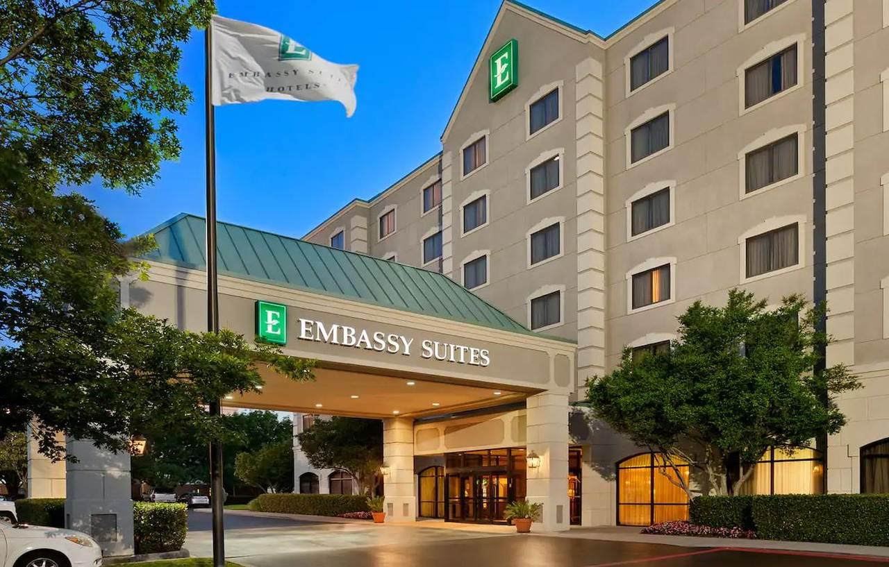Embassy Suites By Hilton Dallas Near The Galleria Εξωτερικό φωτογραφία