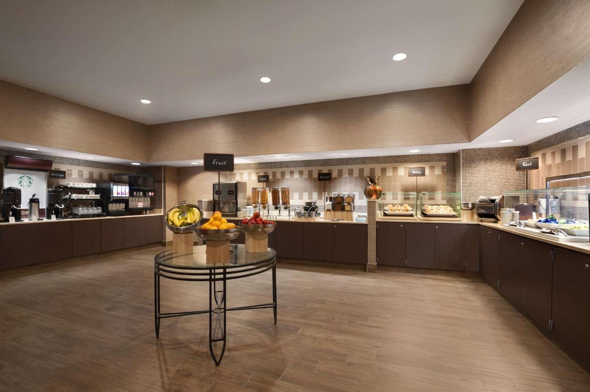 Embassy Suites By Hilton Dallas Near The Galleria Εξωτερικό φωτογραφία