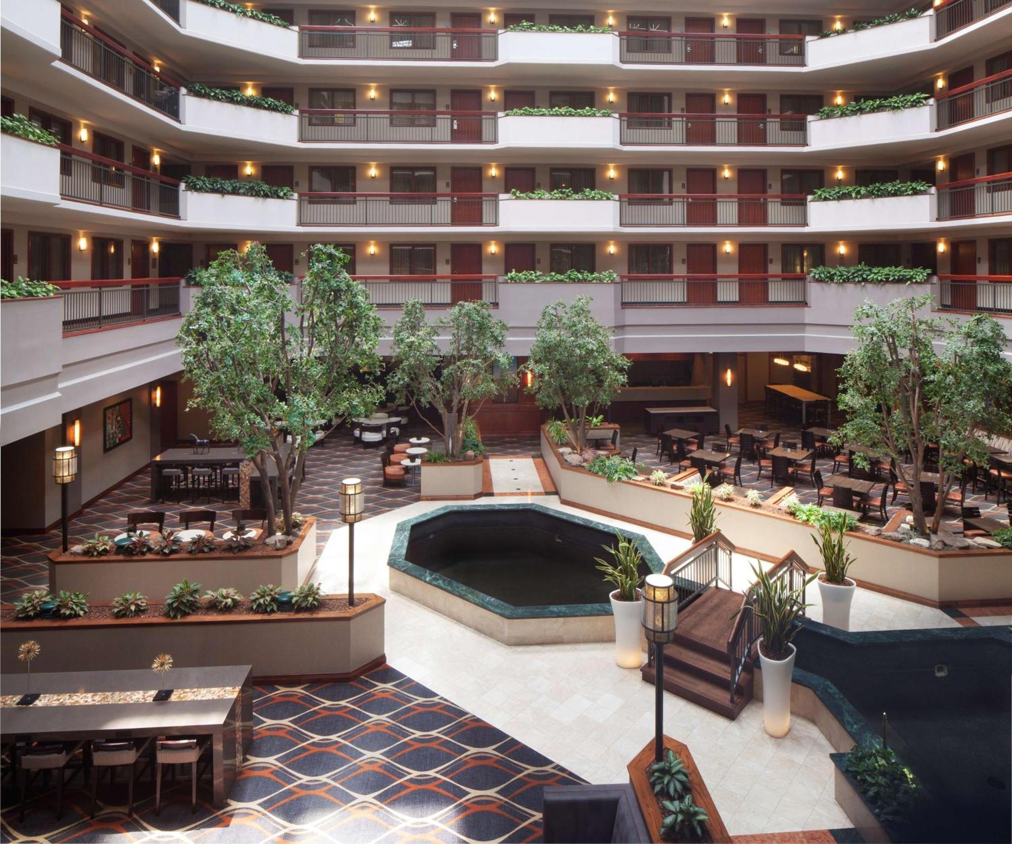 Embassy Suites By Hilton Dallas Near The Galleria Εξωτερικό φωτογραφία